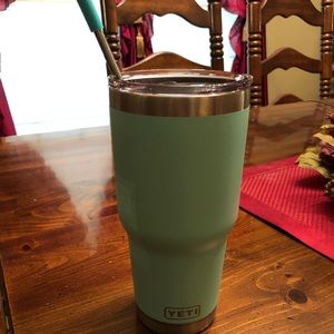 SeaFoam Yeti 30oz tumbler
